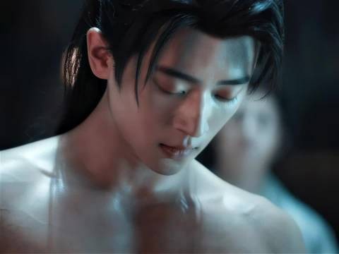 《与晋长安》导演运镜引热议，肌肉线条美学吸睛