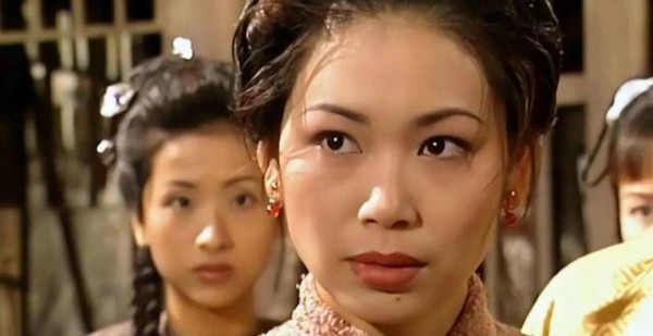 陈小春版《鹿鼎记》开播24年，7个老婆4个脸垮，陈奕迅老婆赢了