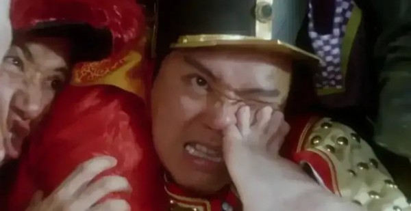 “脚戳鼻孔”，如此经典