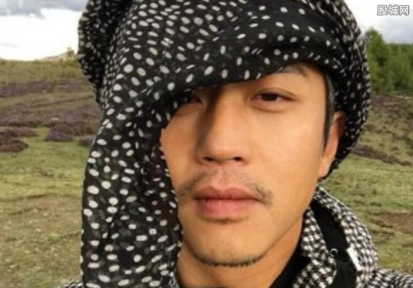 邓超陪儿子遭嫌弃