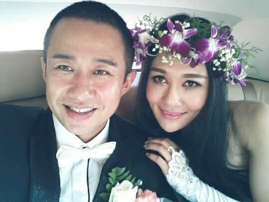 郭晨冬批罗志祥：北京姑娘绝不惯你！但女粉丝太疯狂往上扑拦不住