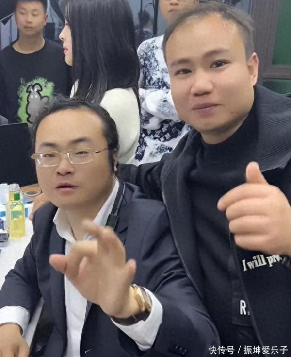 网红李嘉欣遭倪海杉员工性侵！女方长文控诉，揭开惊人内幕