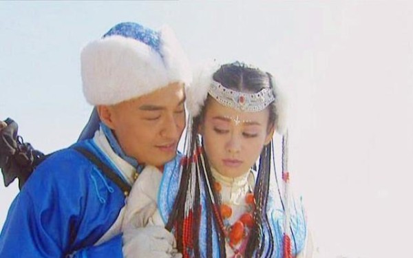 《孝庄秘史》中，多尔衮和大玉儿的关系，真的如此青梅竹马吗？