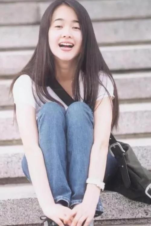 四位女明星年轻时的样子，左小青“氧气美女”，陈红古典美