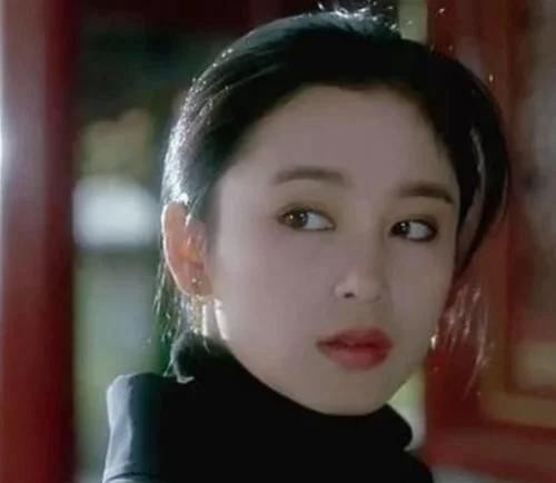四位女明星年轻时的样子，左小青“氧气美女”，陈红古典美