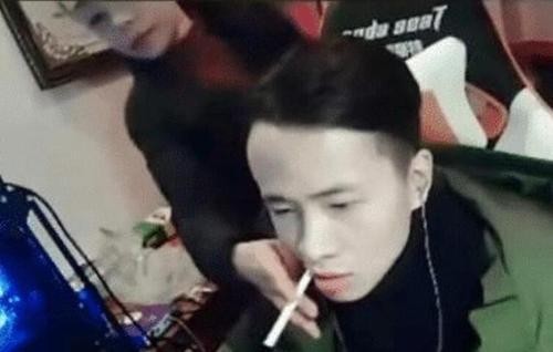 文森特和7个陪玩“秘密约会”，老婆破门而入，陪玩：你还好吗？