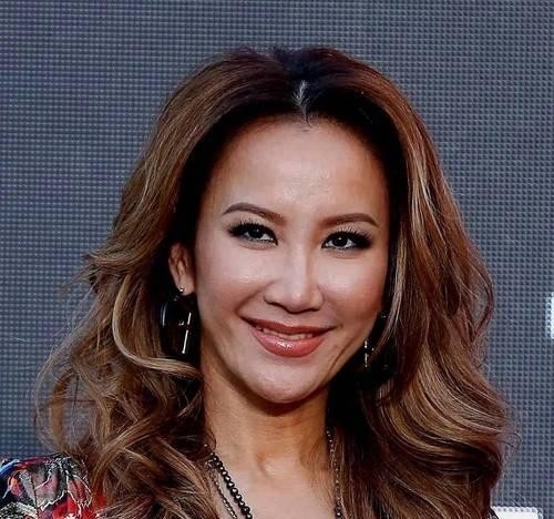 李玟和英雄联盟的关系是什么？李玟与游戏有何关联？ 第2张