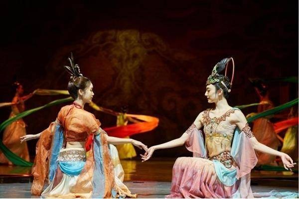短剧让非遗活起来，在《舞动敦煌》中古今对话