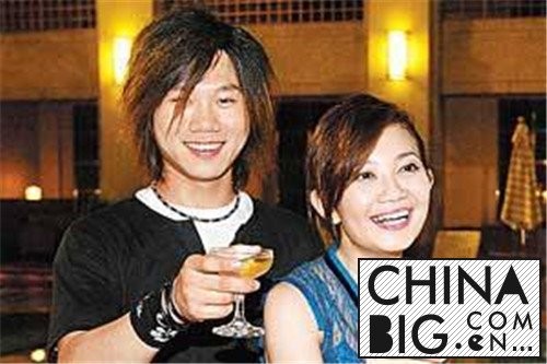 五月天玛莎的名字是怎么来的？揭秘梁静茹和玛莎的故事