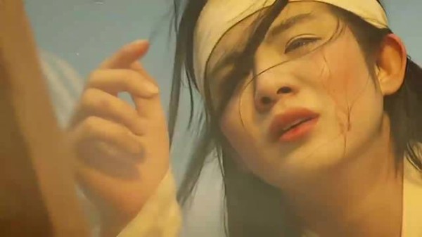 年轻就该趾高气昂,视频致敬奋斗者