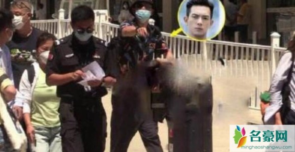 李现呵斥狗仔私生