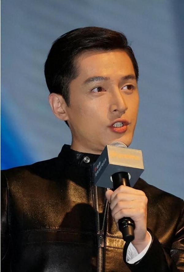 胡歌“早F晚E”占领热搜：这样的情绪波动究竟暗藏了什么信息