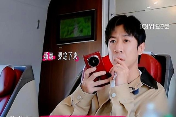 张维伊背的是董璇的包吗 婚姻里的双赢生意