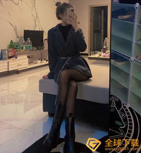 《抖音》手撕巴黎世家梗的含义及出处介绍