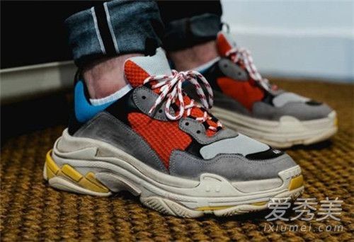 巴黎世家老爹鞋是什么 巴黎世家老爹鞋为什么火