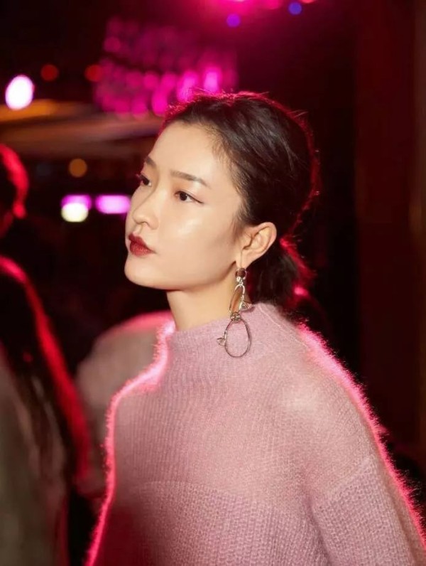 鲶鱼系女明星的独特魅力展现