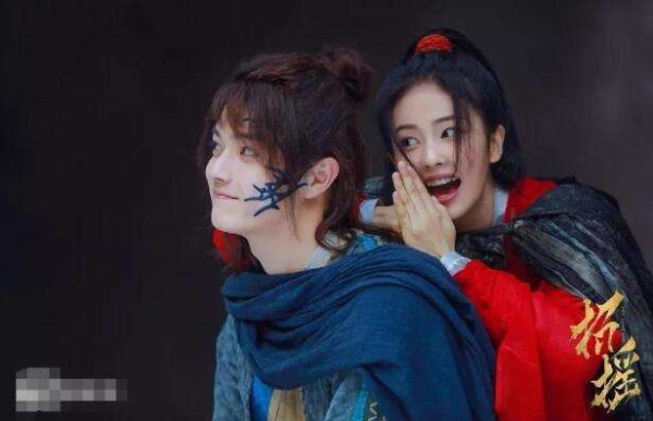 许凯白鹿为什么分手了 网曝许凯妈妈喜欢白鹿两人复合真相揭秘