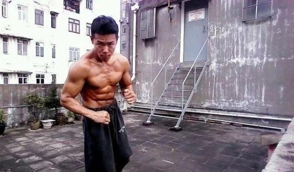 等了十年！终于跟“殿堂级八爷”合作：TVB绿叶男星直言非常紧张