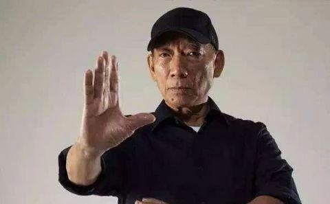 等了十年！终于跟“殿堂级八爷”合作：TVB绿叶男星直言非常紧张