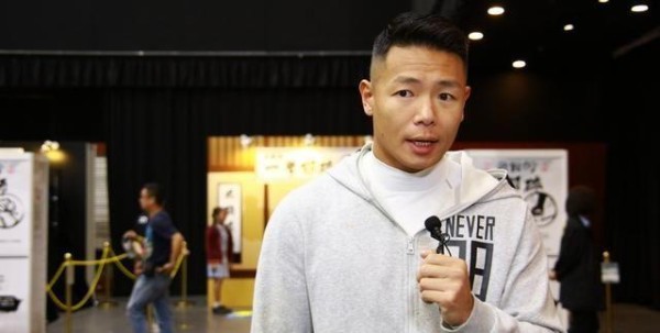 等了十年！终于跟“殿堂级八爷”合作：TVB绿叶男星直言非常紧张