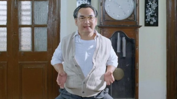 成龙发文，称著名导演元奎“已经离开”