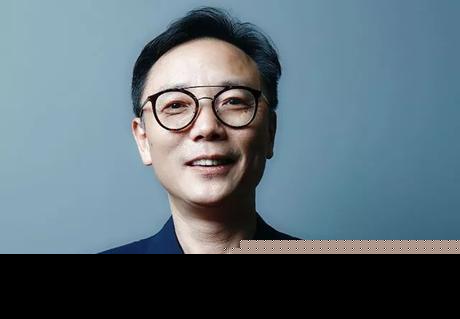 吕建民发了一条微博 却无意暴露了范冰冰李晨的真实状态