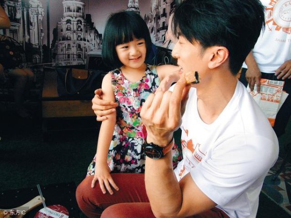 5个隐婚的男明星，刘德华上榜，最后一个离婚以后大家才知