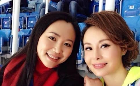 花滑女神陈露一家现状: 儿女已经入中国籍, 8岁女儿是亚洲冠军!