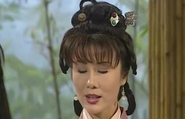 天龙八部：生而不养的阮星竹，一生也没有儿女的爱