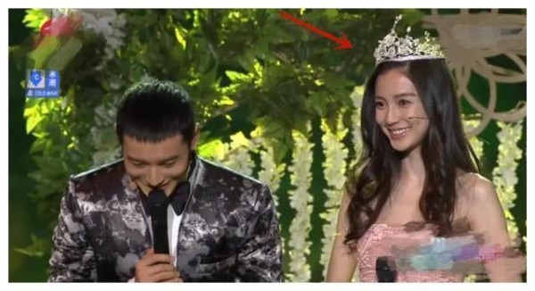 黄晓明被曝求婚时用的皇冠是借的，后来还不想归还，网友：要脸？
