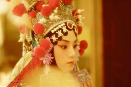 梅兰芳的隐忍和坚持——每个明星都有“纸枷锁”