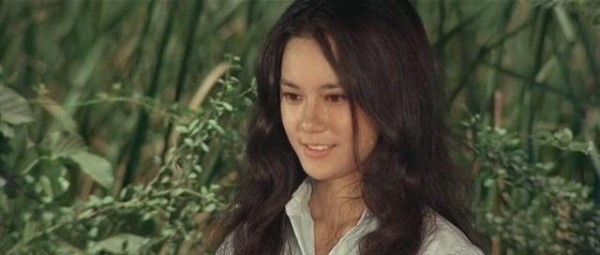 她因《精武门》走红！为爱甘当小三！如今情系李小龙一生未嫁！