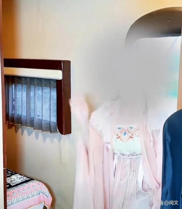变形计张迪自曝女友是一线女明星 网红炒作再引争议