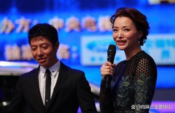 央视主持人冉莹颖，为爱放弃铁饭碗，被邹市明一年内分手23次