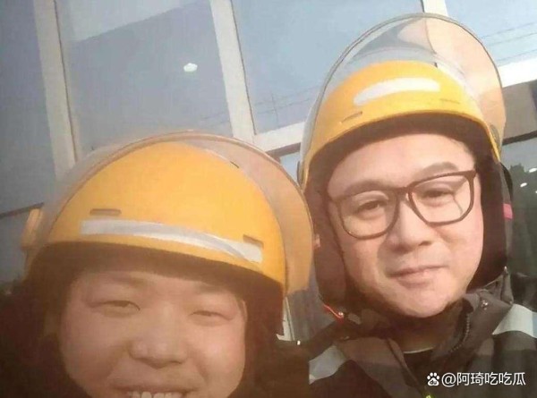 当年一手捧红影帝黄渤的男人！从伯乐到囚徒，影帝的报恩与沉默，撕开了人性最真实的一面！