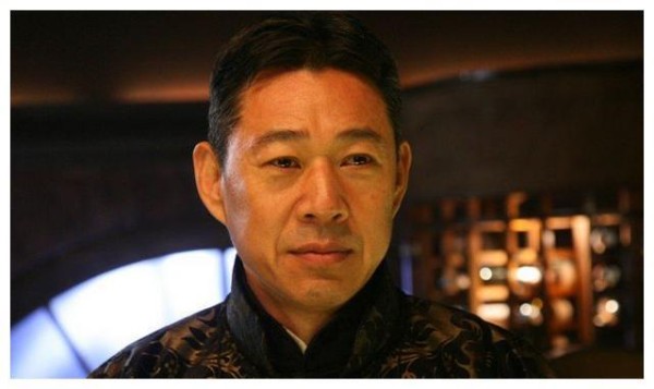 他在成名后抛弃糟糠之妻，娶了自己的学生，如今晚年孤独！