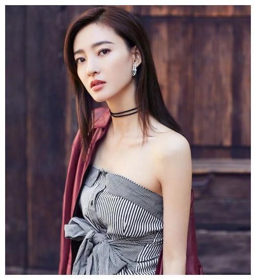 毕业北舞学院的女星，都是高颜值女星，乘风破浪金晨王丽坤代表