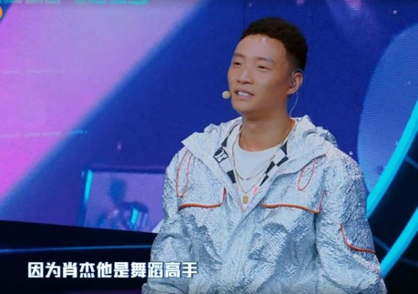 罗志祥和舞王PK，有谁注意舞王一旁的谢娜？原来是这样红的！