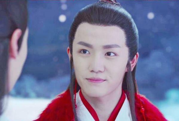 古装剧中的男狐狸，于朦胧仙气，邓伦撩人，看到他：确定是狐妖