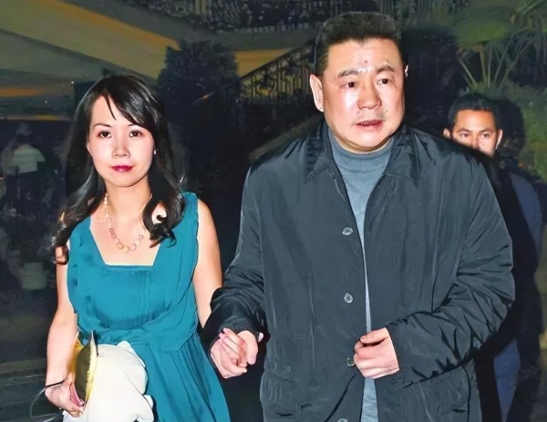 刘銮雄被误会，他送了豪宅给刘秀盈，担心被吕丽君卖没放子女名下
