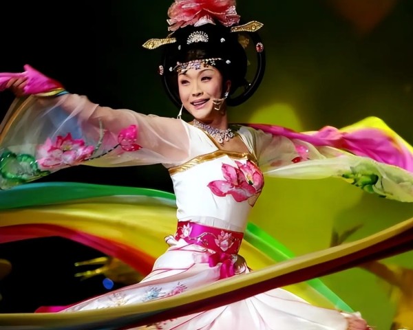 “跳梁小丑”李玉刚跌下神坛，不再被大家宽容，梅葆玖：永不原谅