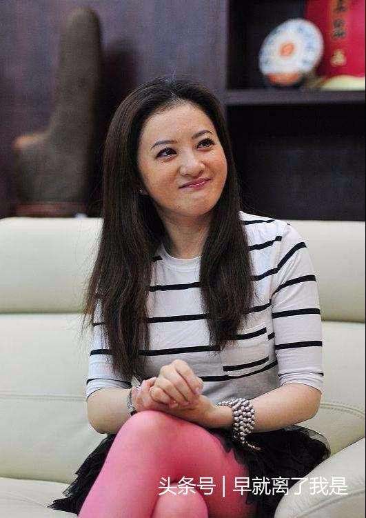 38岁“小婉君”近照曝光，网友：差距太大不敢认，老公来头不小