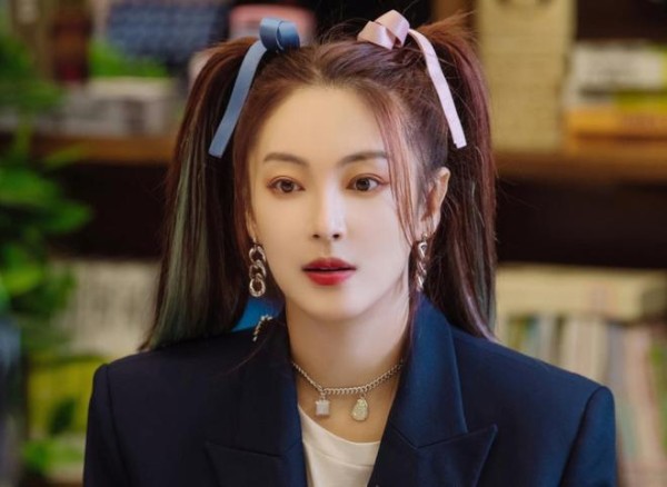 女明星有多爱美？张雨绮杀青连夜染发，看到她的操作网友不淡定