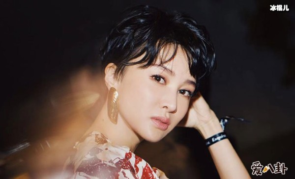 吴晓敏为什么改名吴岱凝, 曾因改名被传与朴树离婚