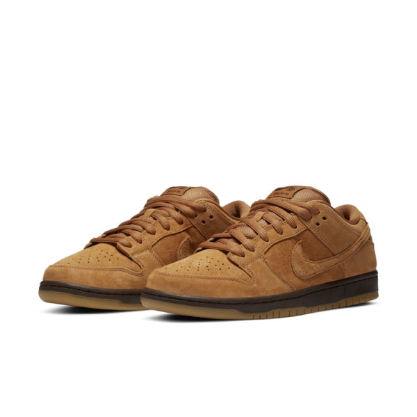 Nike,Dunk SB,BQ6817-204,Wheat 明星鞋型 + 讨喜配色！小麦 Dunk SB 官图曝光，即将发售！