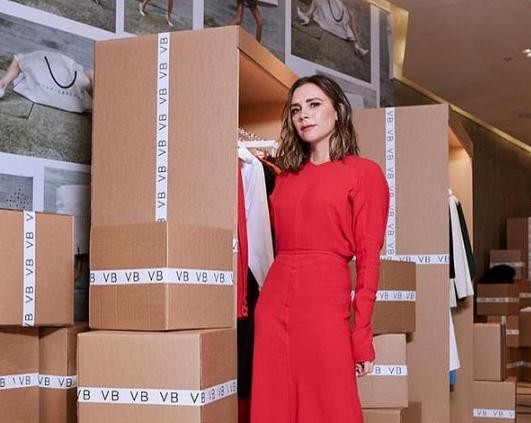 哈里梅根受邀出席贝家婚礼，贝嫂向公爵夫人示好，打破不和传闻