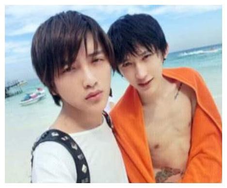 娱乐圈第一对结婚的同性恋，时隔四年之久，现如今的他们生活如此