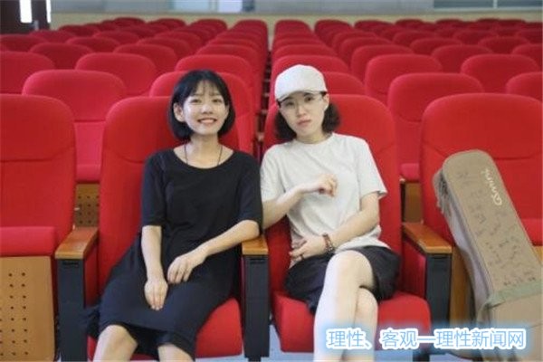 房东的猫王心怡是谁哪里人资料照,王心怡吴佩玲什么关系是情侣吗