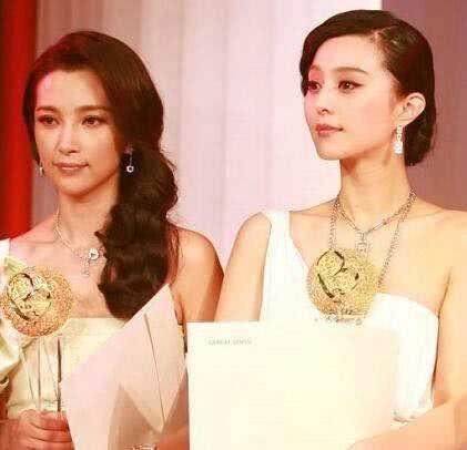 经常被对比李冰冰和范冰冰，多年前真的是好姐妹