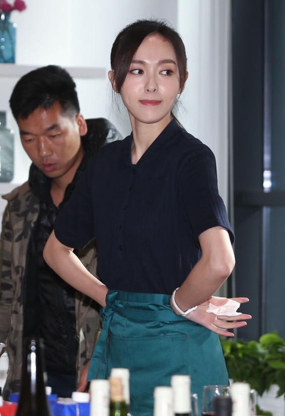唐嫣化身美厨娘，与罗晋紧握小手破不和！